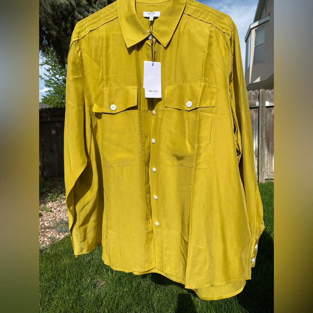 Reiss Silk blouse NWT Size 10 puck green